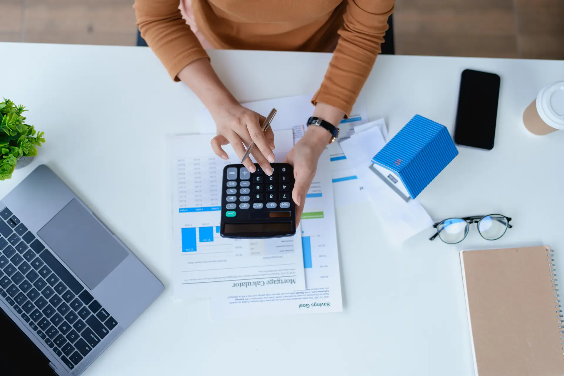 A digital financial dashboard showing healthy dental practice KPIs and revenue growth.